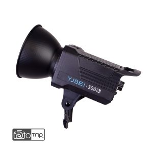 منبع نور استودیویی