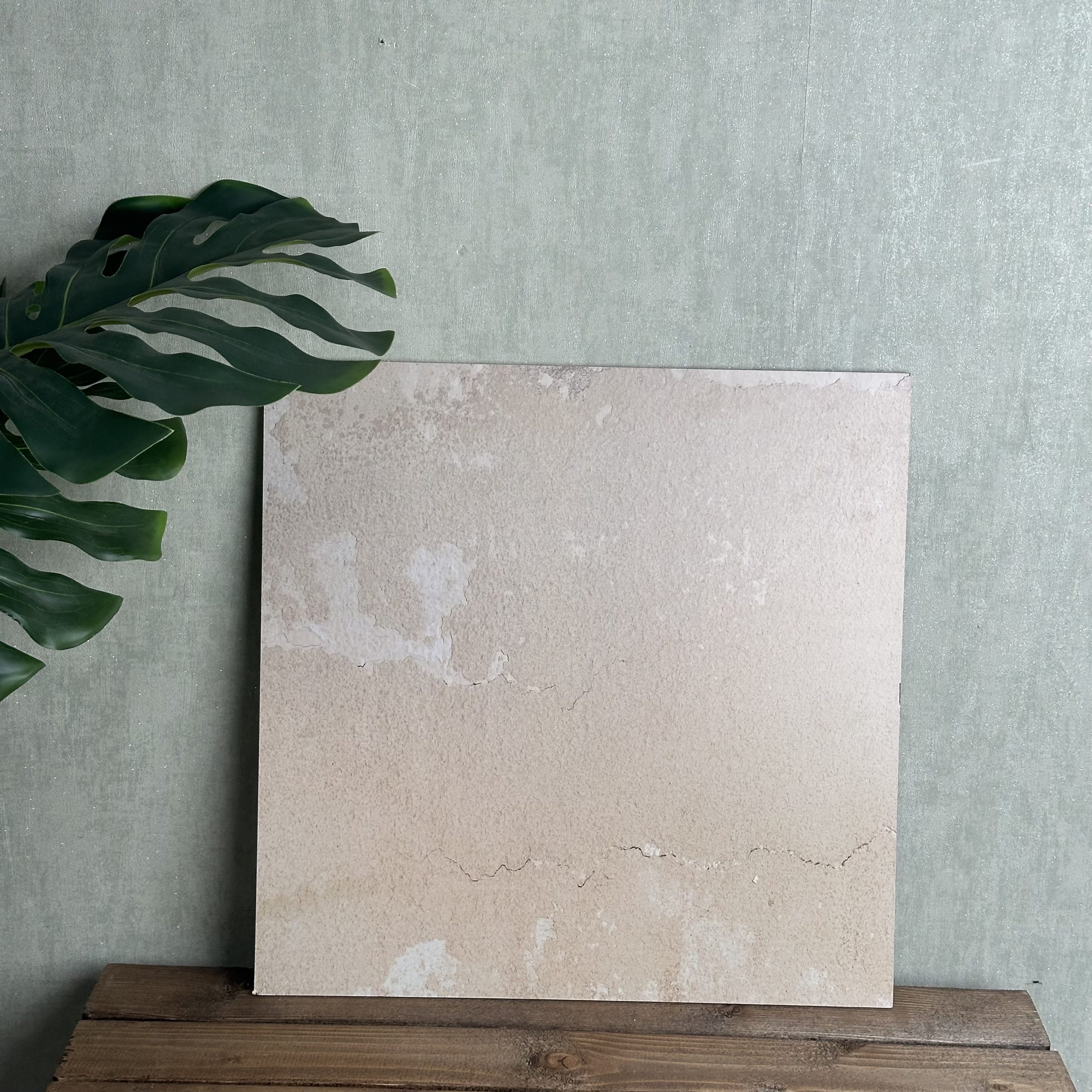 IMG_4729 یک عدد بکدارپ چوبی دو رو سایز 40*40 کد Ae102 - Image 1